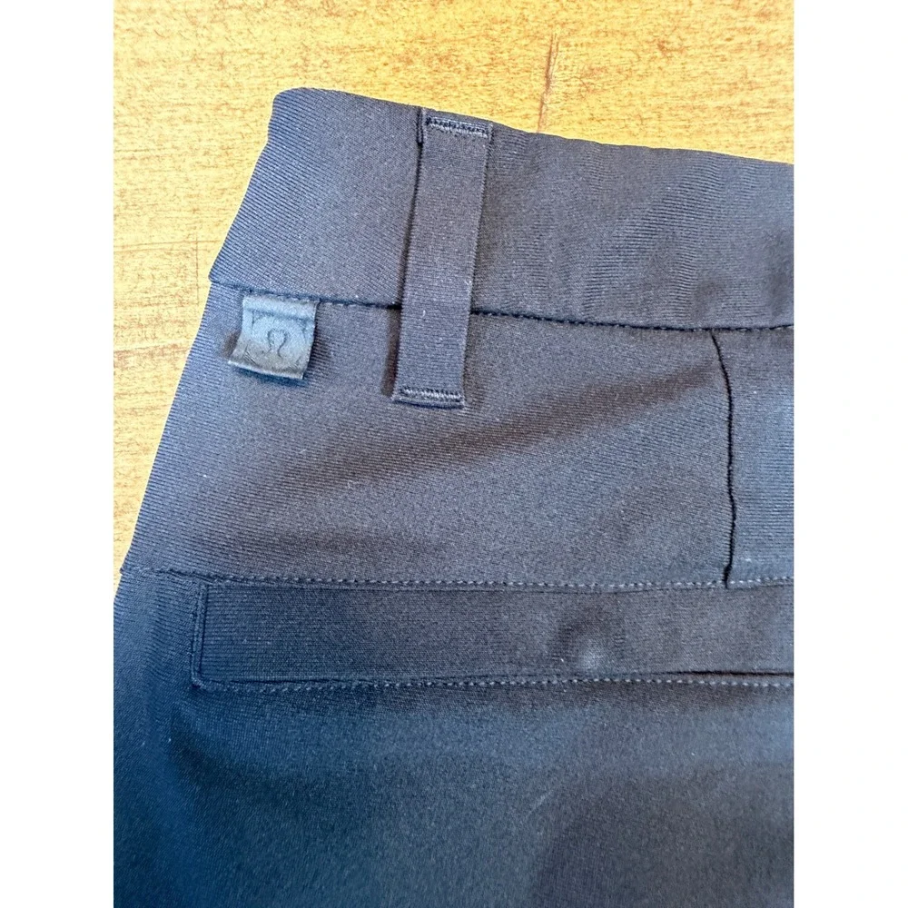 Lululemon Commission Shorts Mens 31 Black Tech Chino Golf Casual 9 Inch Inseam